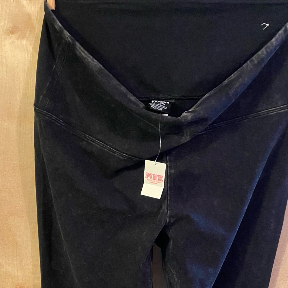 Distressed ankle yoga pants